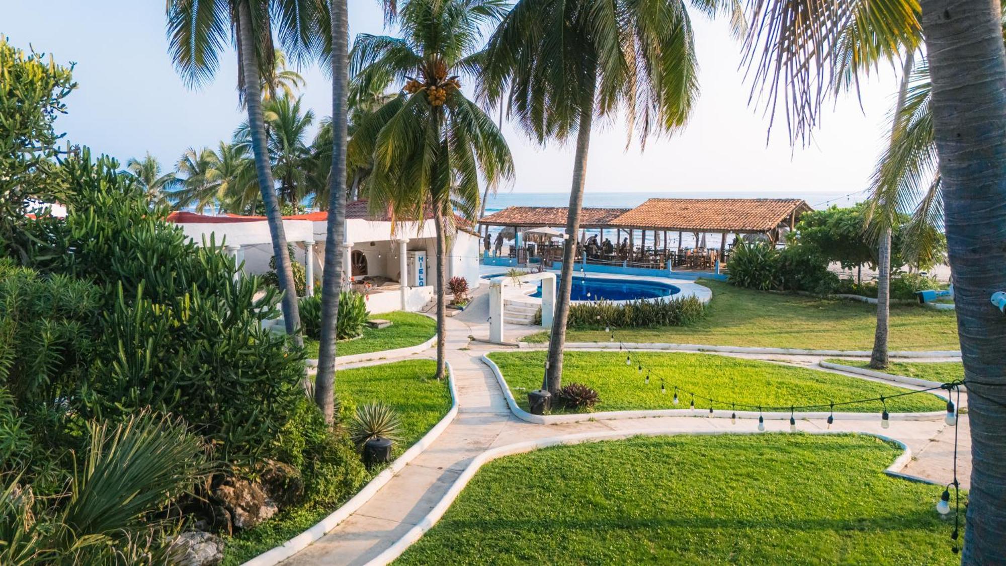 Hotel Tres Santos Troncones Esterno foto